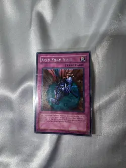 Yu-Gi-Oh! TCG Dark Duel Stories - Acid Trap Hole - DDS-005 Holo - Image 2