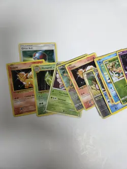 1000+ Pokemon Cards, Large Carrying Binder & 3 Small Card Holders See Pics - Image 4