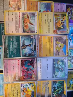 Pokemon TCG Bulk Lot 800+ Cards, Common, Holo/Reverse Holo - Image 1