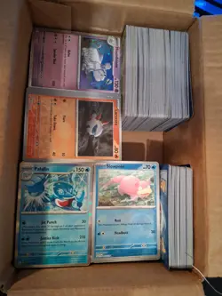 Pokemon TCG Bulk Lot 800+ Cards, Common, Holo/Reverse Holo - Image 2