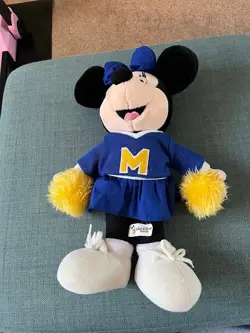 Cheerleader Minnie Mouse from Disney World Plush Vintage 15" - Image 3