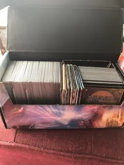 Magic the Gathering Deck Builders Toolkit 2010 Full Box 284 Assorted Cards - Image 2