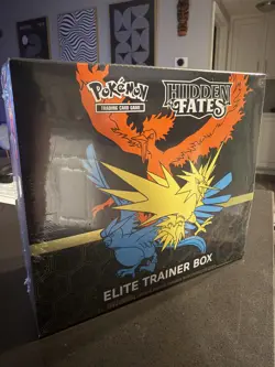 New Pokemon HIDDEN FATES Elite Trainer Box ETB - Factory Sealed w/ Acrylic Case - Image 2