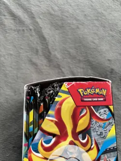 Pokemon TCG Mega Evolution Chaos Rising Half Booster Box 18 Packs Sealed Damaged - Image 3