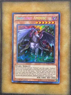 Yugioh Darklord Amdusc DESO-EN033 Secret Rare 1st Ed NM - Image 1