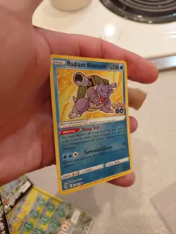 Radiant Blastoise 018/078 Pokemon GO Holo - Image 3