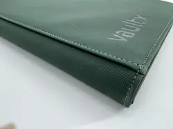 Vault X 9 Pocket Zip Binder Green 360 Cards Side Loading NICE - Image 4