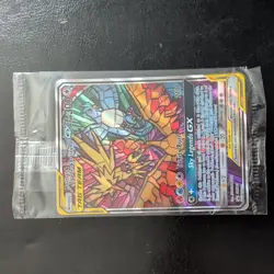 Pokemon - Hidden Fates - SM210 Moltres & Zapdos & Articuno GX SEALED - ETB Promo - Image 2