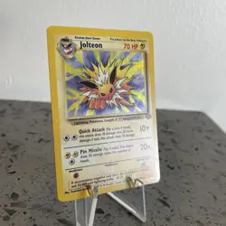 Pokemon TCG Jungle Jolteon 4/64 Holo Rare Unlimited English 70 HP LP/NM - Image 2