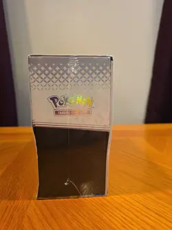 Pokemon TCG Prismatic Evolutions Elite Trainer Box ETB (FREE PRIORITY SHIPPING) - Image 4