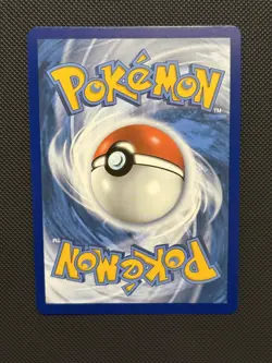 Celebi 009/185 Swsh04: Vivid Voltage Holo NM - Image 2