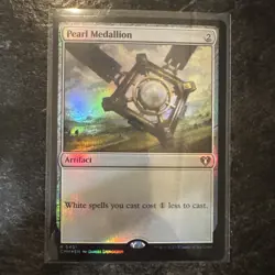 Pearl Medallion Commander Masters Foil - Image 1