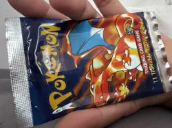 Wizards Pokemon TCG Base Set Charizard Booster Pack 11 Cards 1999 English - Image 2