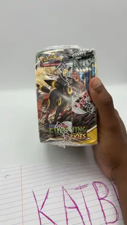 Pokemon TCG Evolving Skies Booster Box English OKAY Condition - Image 2