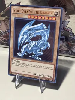 Blue-Eyes White Dragon DUSA-EN043 Duelist Saga 1st Edition - Image 3