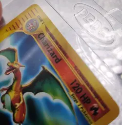 Charizard 040/165 Expedition Base Set Reverse Holo - Image 4