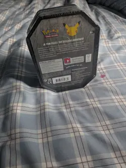 Pokemon TCG Celebrations 25th Anniversary Tin Lance's Charizard V Sealed - Image 2
