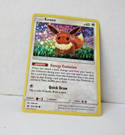 2017 Pokemon Sun & Moon EEVEE #101/149 Sequin Holo - Image 2