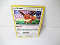 2017 Pokemon Sun & Moon EEVEE #101/149 Sequin Holo - Image 3