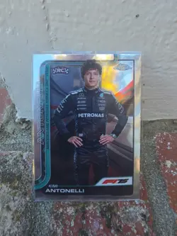 2025 Topps Chrome Formula 1 Kimi Antonelli #8 Base Portrait RC - Image 1