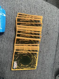2005 Blue Yu Gi Oh Starter Pack Cards - Image 3