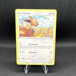 Pokemon TCG Eevee Evolving Skies N/M - Image 1
