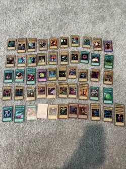 Yu-Gi-Oh! TCG Lot LOB Unlimited Commons/Rares/Super Rare NM/LP - Image 1