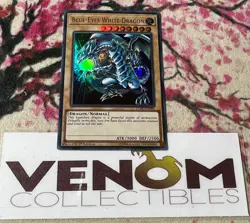 1x (M/NM) *EURO* Blue-Eyes White Dragon (Version 3) LCKC-EN001 Ultra 1st YuGiOh - Image 1