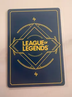 Lux - Crownguard Foil Promo Riftbound Organized Play Promotional Cards 014/024 - Image 2