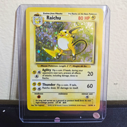 Raichu 14/102 Pokemon Base Set Holo Rare Unlimited - Image 1