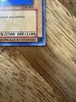 Dark Magician LOB-005 The Legend of Blue Eyes White Dragon Unlimited - Image 2