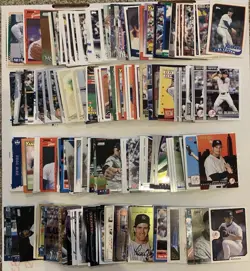 New York Yankees Lot - 1300+ Cards - Parallels, Rookies, Inserts, Base HOF/Stars - Image 5