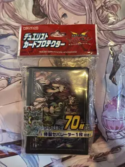 YuGiOh Duelist Card Protector Four Spirit Users with Separator - Image 1
