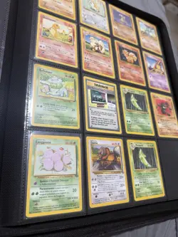 Pokemon Vintage 1999-2000 Base Cards Lot - Image 1