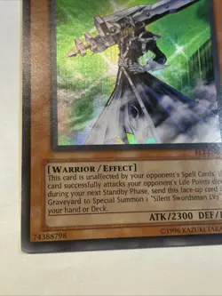 Yugioh Silent Swordsman LV5 FET-EN008 ULTIMATE RARE (NM- Small Whitening On Top) - Image 5