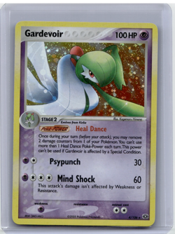 2006 Pokemon Card TCG Ex Emerald Gardevoir Holo Rare 4/106 Card - Image 1