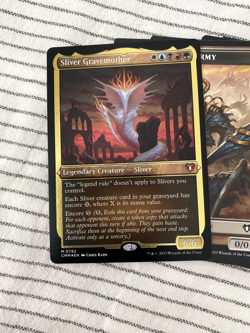 Commander Masters Commander Deck - Sliver Swarm MTG New, Opened and Sleeved - Image 3