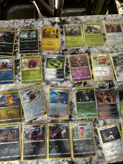 🔥☀HUGE reverse holo Pokemon lot 50+ cards🔥☀ - Image 4