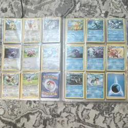 Pokemon TCG 159-Card Lot English Holo/Reverse Holo Binder Pikachu Bulbasaur - Image 3