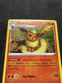Flareon 026/185 Cosmos Holo Vivid Voltage Rare Pokemon Card - Image 3