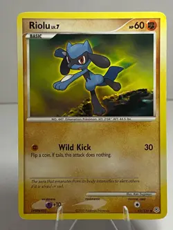 Riolu 61/130 Uncommon Diamond & Pearl Lightly Played - Image 1