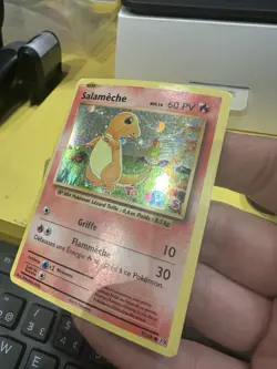 Salameche Charmander 9/108 FRENCH Toys"R"Us PROMO CARD 20th Anniv GEN DAMAGED - Image 5