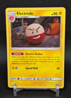 Electrode 39/181 Holo SM Team Up Pokemon TCG - Image 1