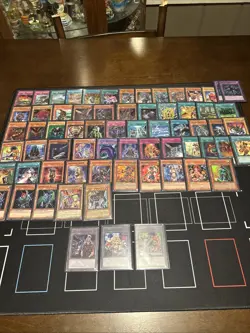 Yu-Gi-Oh! - holo lot - Image 1