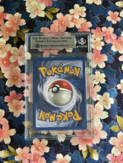2001 Pokemon Shining Gyarados 1st Edition Neo Revelation Holo 65/64 BGS 9 - Image 2