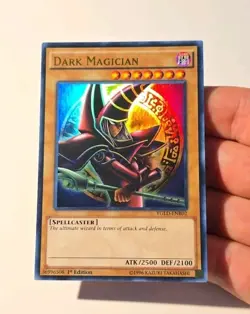 Yugioh Dark Magician YGLD-ENB02 Ultra Rare LP - Image 3