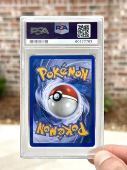 2003 Pokemon TCG Skyridge Machamp Pokemon Reverse Foil Reverse Holo 16/144 PSA 8 - Image 2