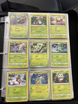 139 Cards Pokemon Card Lot (BINDER INCLUDED) - Image 2