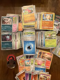 Pokemon TCG 151/Pris/DR/PAF/ETC. 600+ Card C/UC Reverse Holo/Holo NM - BULK LOT - Image 2