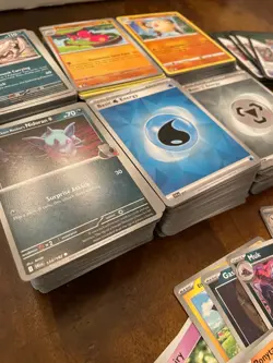 Pokemon TCG 151/Pris/DR/PAF/ETC. 600+ Card C/UC Reverse Holo/Holo NM - BULK LOT - Image 5